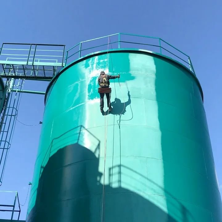 Покраска водонапорных башен)